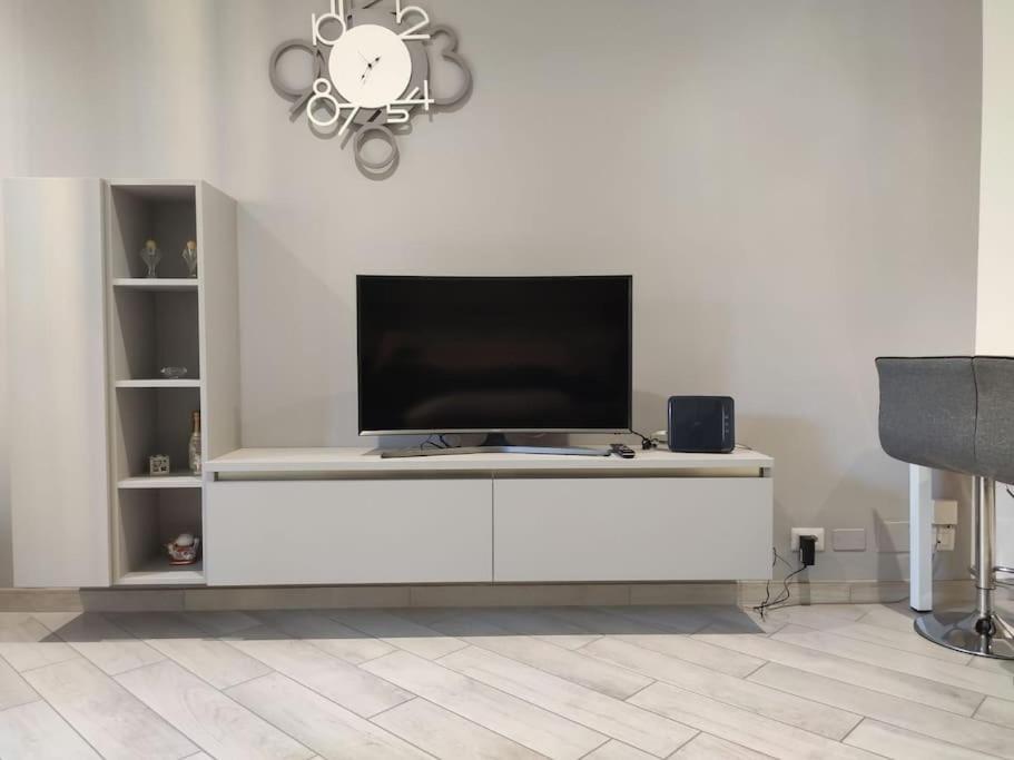 Ampio Bilocale In Zona Porta Vittoria / Corso Lodi Appartamento Milano Esterno foto