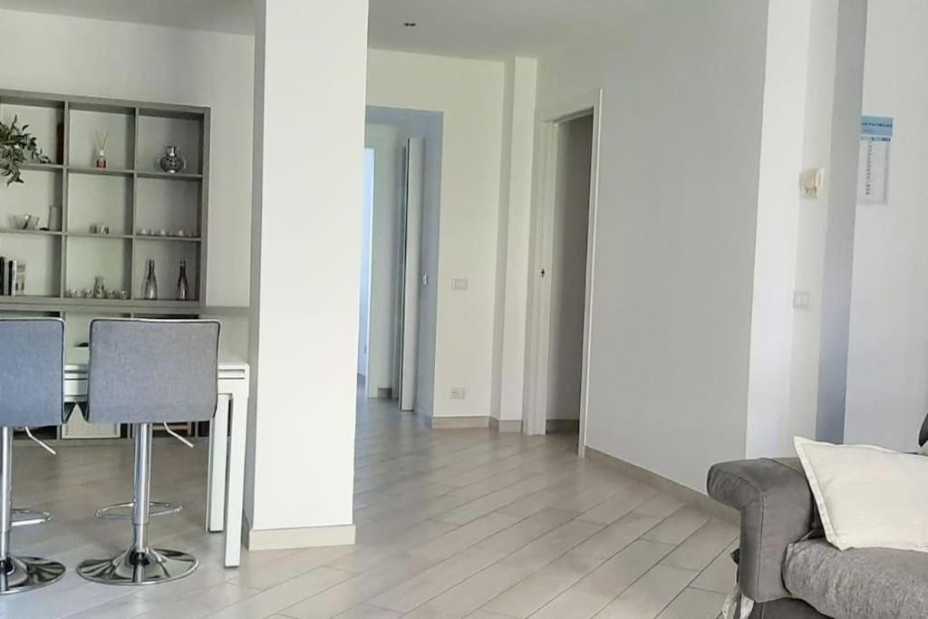 Ampio Bilocale In Zona Porta Vittoria / Corso Lodi Appartamento Milano Esterno foto